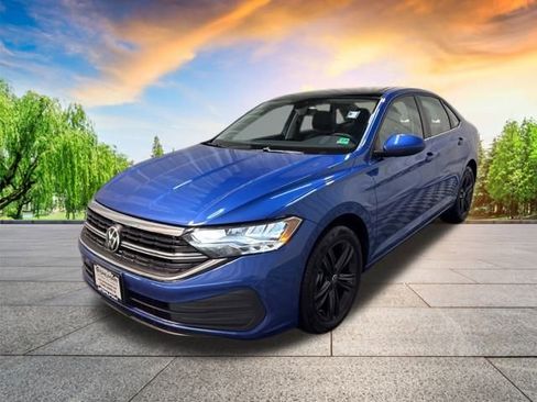 Certified 2022 Volkswagen Jetta SE image 8