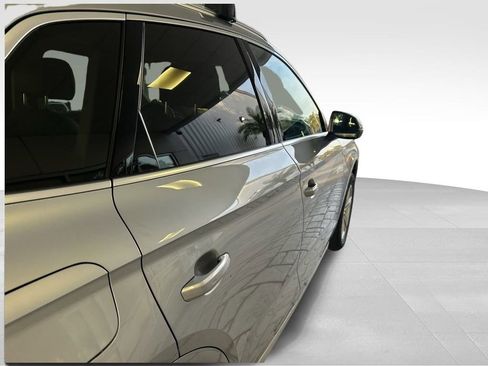 Used 2023 Audi Q5 2.0T Premium w/ Convenience Package image 34