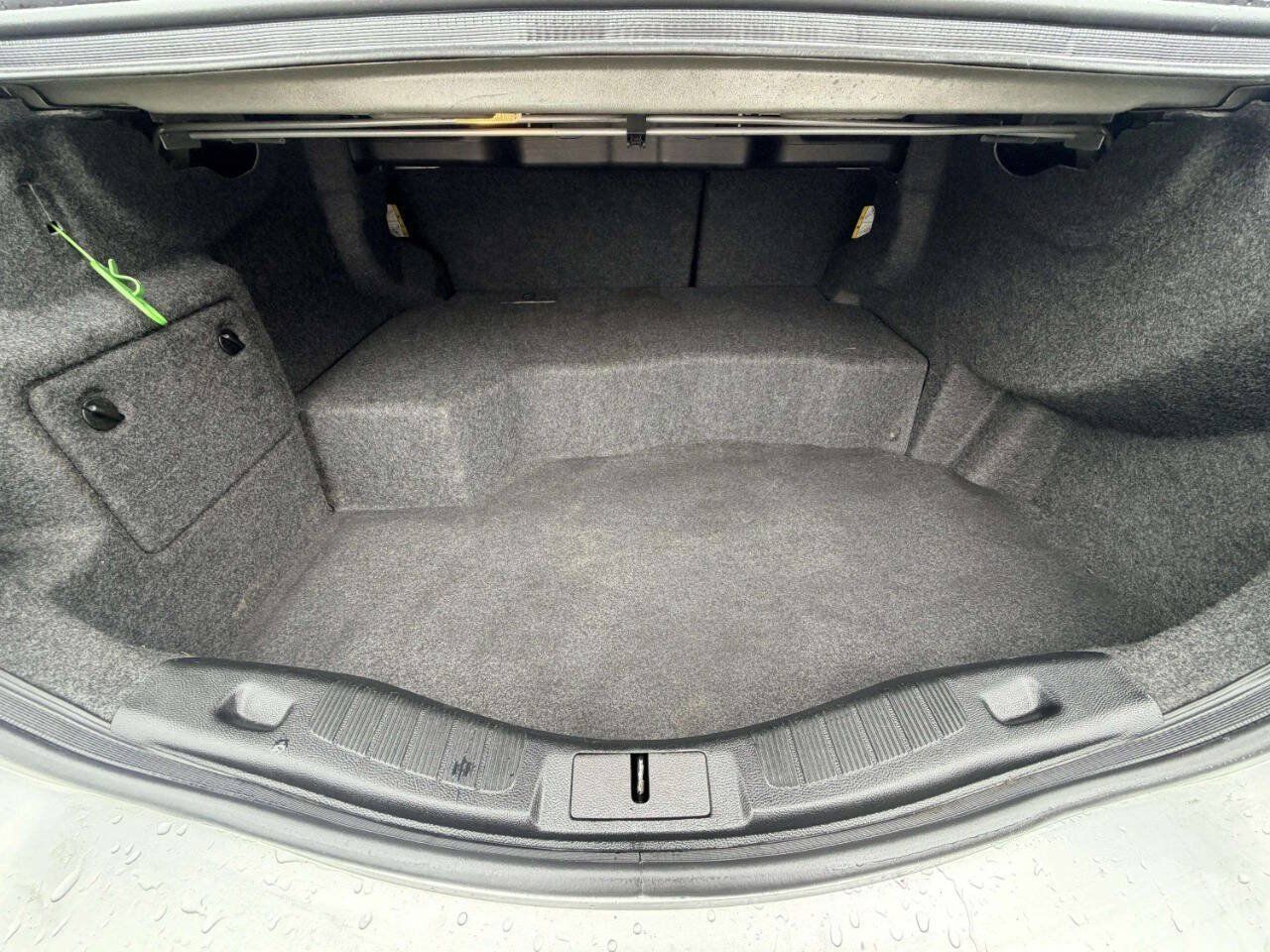 Used 2018 Ford Fusion SE FWD image 5