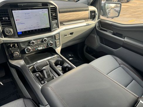 New 2025 Ford F150 Lariat w/ Equipment Group 501A Mid image 28