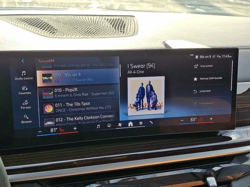 Used 2025 BMW X6 xDrive40i w/ Premium Package image 18