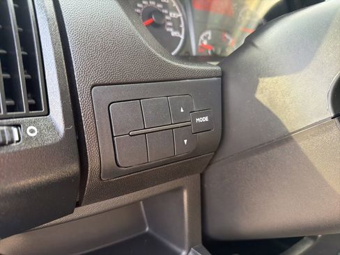 Used 2021 RAM ProMaster 2500 image 44