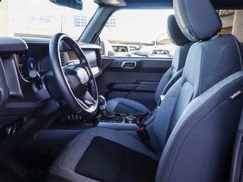 Used 2025 Ford Bronco Big Bend image 18