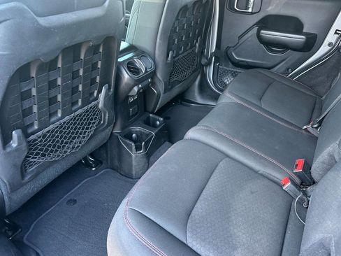 Used 2020 Jeep Wrangler Unlimited Rubicon image 14