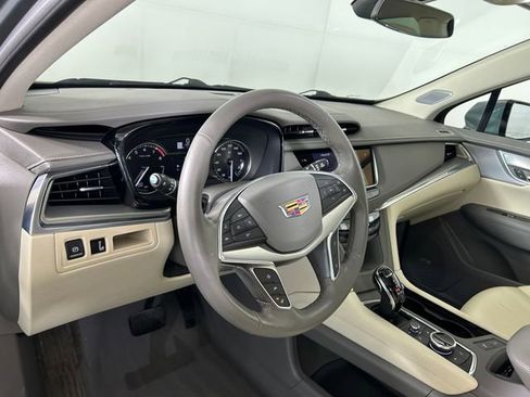 Certified 2024 Cadillac XT5 Premium Luxury w/ LPO, Floor Liner Package image 13