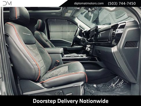 Used 2024 Ford F250 Lariat w/ Lariat Ultimate Package AWD/4WD image 20