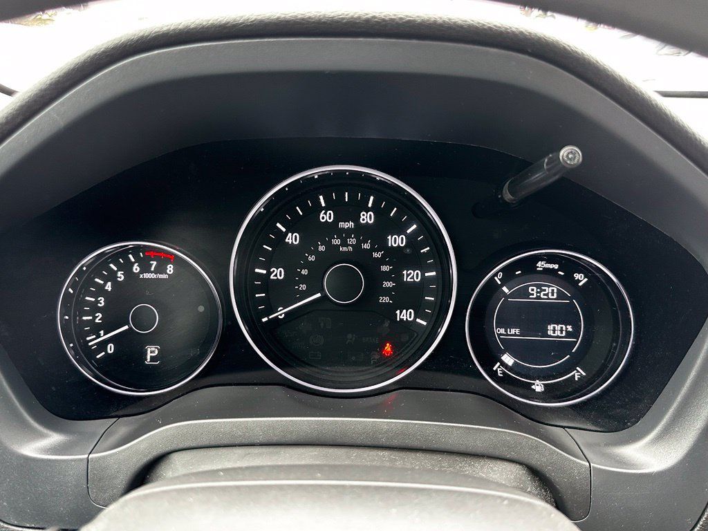Used 2017 Honda HR-V LX image 24