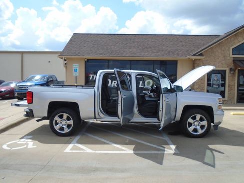 Used 2014 Chevrolet Silverado 1500 LT w/ Texas Edition, 1LT Trim RWD image 21