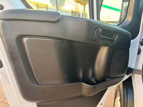 Used 2023 RAM ProMaster 2500 image 18