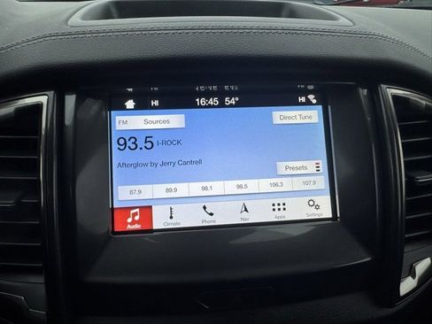 Used 2019 Ford Ranger Lariat w/ Equipment Group 501A Mid image 18