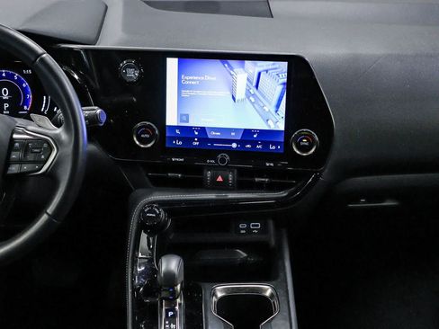 Used 2025 Lexus NX 250 FWD w/ Accessory Package (2T) image 14
