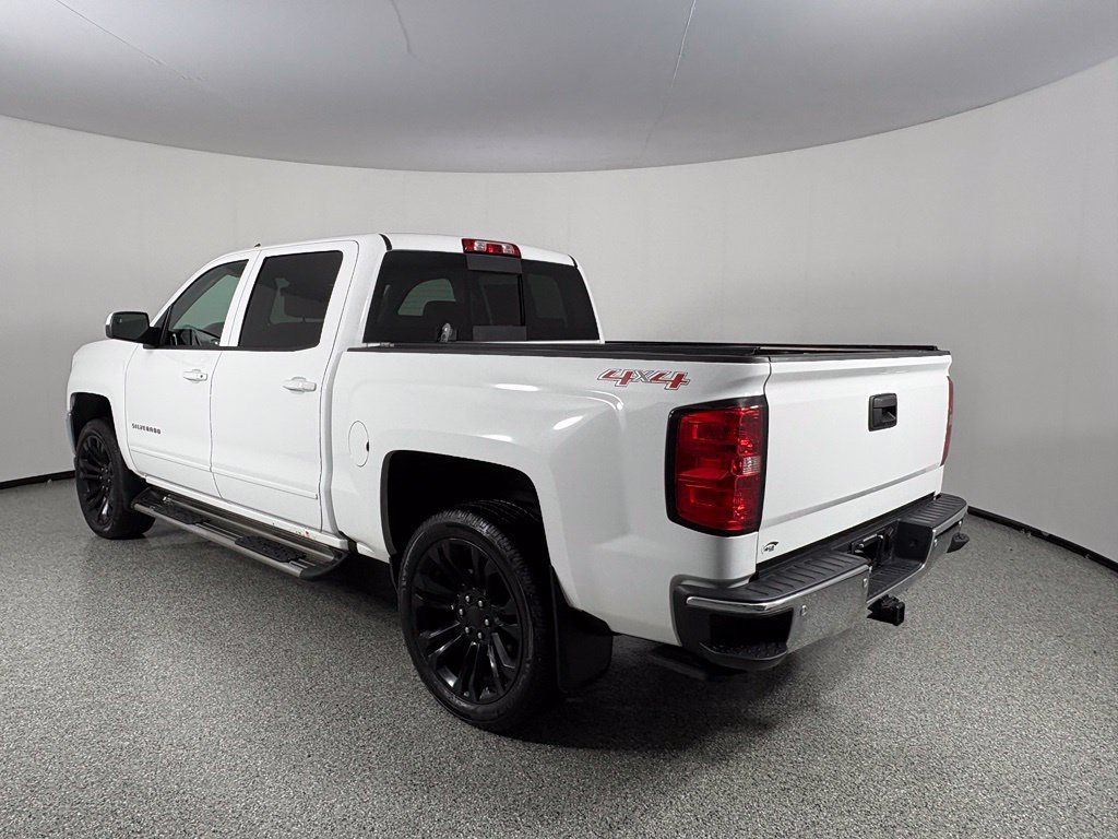Used 2017 Chevrolet Silverado 1500 LT w/ All Star Edition AWD/4WD image 4