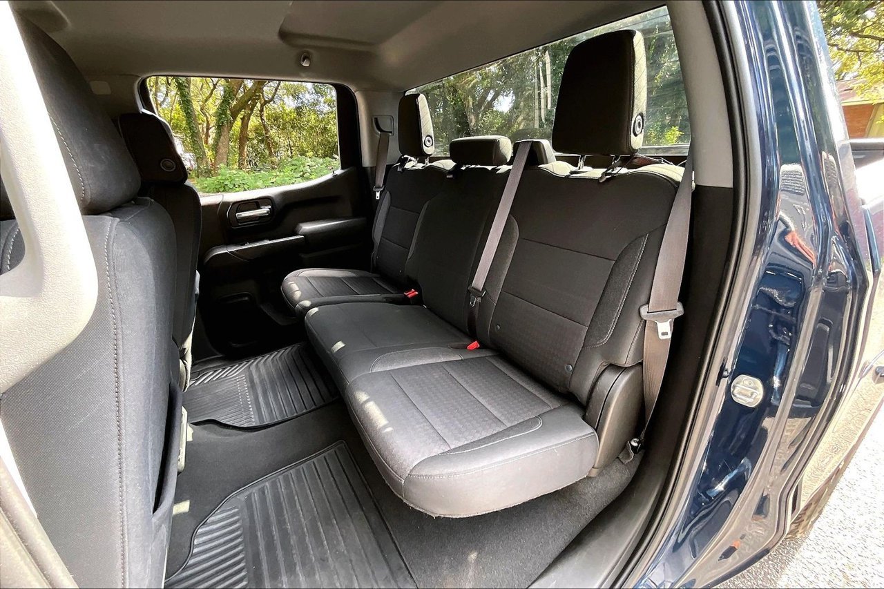 Used 2022 Chevrolet Silverado 1500 Custom AWD/4WD image 19