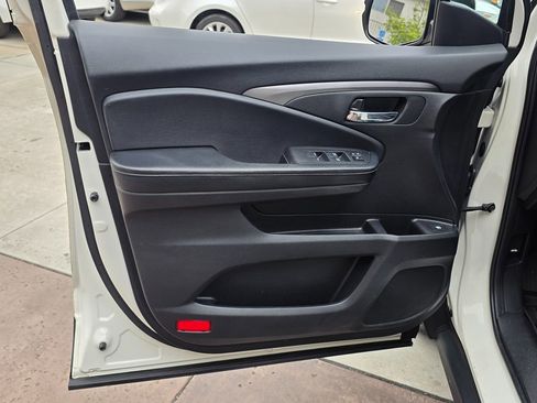Used 2017 Honda Ridgeline RTL image 28