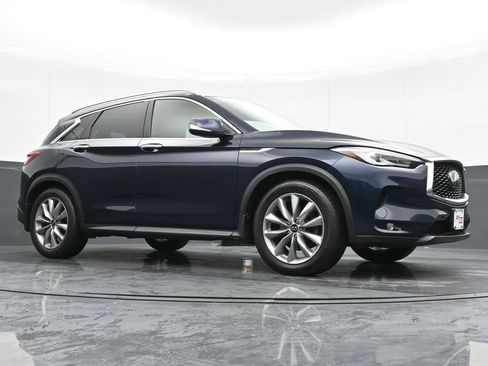 Used 2021 INFINITI QX50 Essential image 23