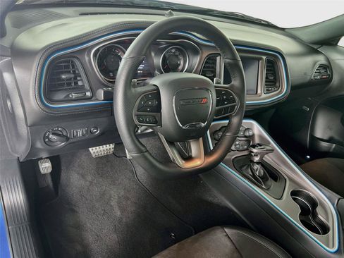 Used 2022 Dodge Challenger R/T Scat Pack RWD image 10