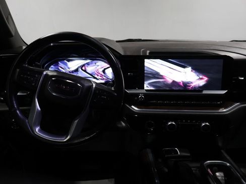 Used 2023 GMC Sierra 1500 SLT w/ SLT Convenience Package image 17