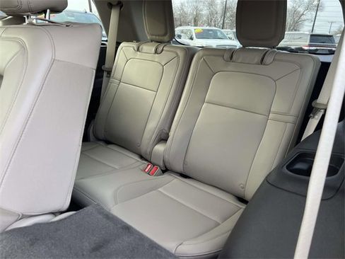Used 2022 Lincoln Aviator Reserve w/ Elements Package Plus image 15
