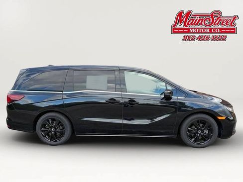 Used 2023 Honda Odyssey Sport image 8