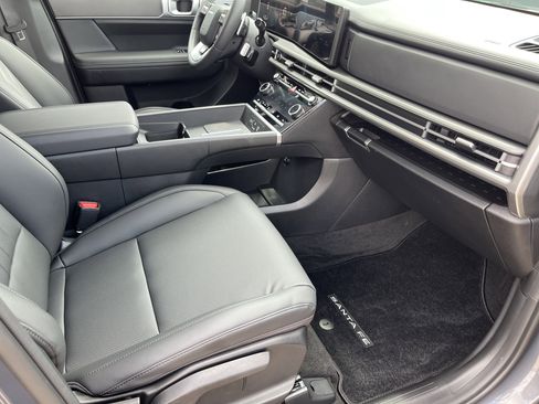 Used 2026 Hyundai Santa Fe SEL FWD image 19