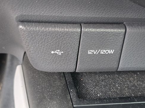 Used 2024 Toyota Camry SE w/ Cold Weather Package AWD/4WD image 24