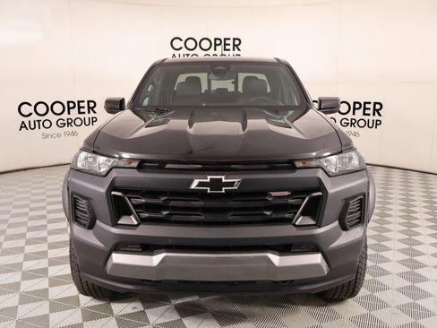 Used 2026 Chevrolet Colorado Trail Boss image 9