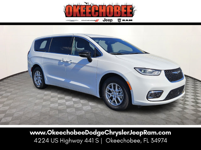 New 2025 Chrysler Pacifica Select FWD image 1