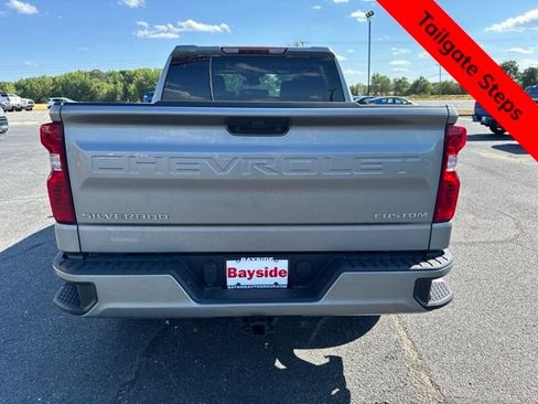 Used 2023 Chevrolet Silverado 1500 Custom AWD/4WD image 11