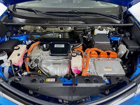 Certified 2018 Toyota RAV4 Limited w/ Advanced Technology Package image 33