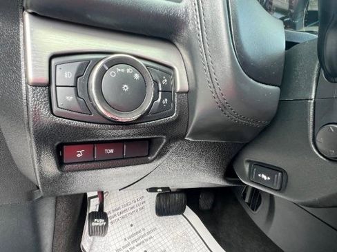 Used 2018 Ford Explorer Platinum AWD/4WD image 31