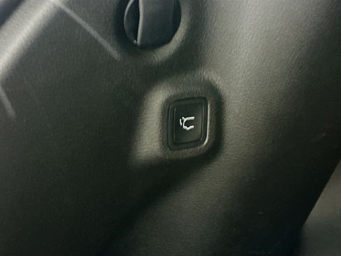 Used 2022 Jeep Compass Latitude w/ Convenience Group image 30