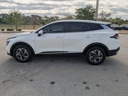 Certified 2023 Kia Sportage LX FWD image 7