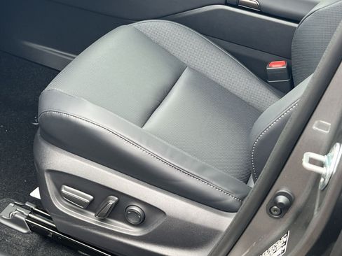 New 2026 Toyota Crown Platinum AWD/4WD image 8