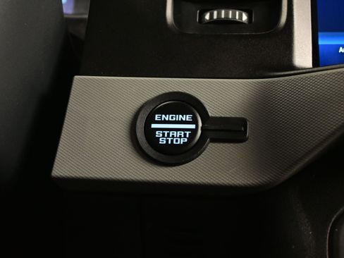 Used 2023 Ford Bronco Badlands image 21