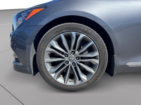 Used 2016 Hyundai Genesis 3.8 w/ Option Group 02 image 9
