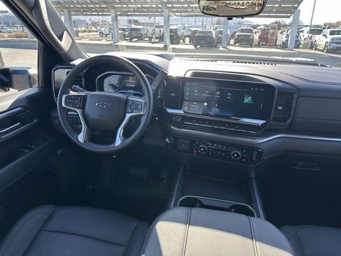 Used 2025 Chevrolet Silverado 3500 LTZ w/ LTZ Plus Package image 21