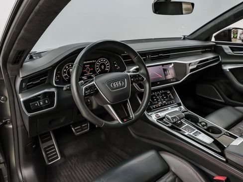 Used 2021 Audi RS 7 Sportback w/ Carbon Optic Package image 18