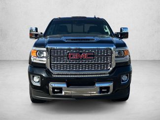 Used 2018 GMC Sierra 2500 Denali w/ Duramax Plus Package AWD/4WD video 2