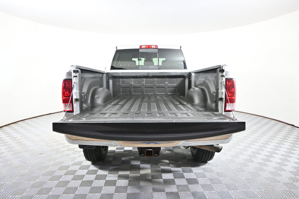 Used 2014 RAM 3500 Tradesman w/ Chrome Appearance Group AWD/4WD image 6
