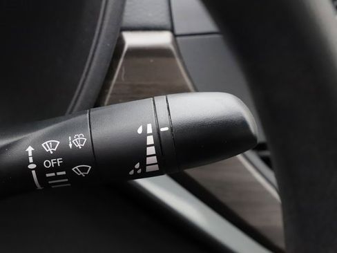 Used 2023 Nissan Altima 2.5 SV image 32