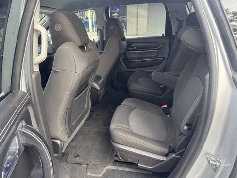 Used 2016 Chevrolet Traverse LT w/ Style and Technology Package AWD/4WD image 9