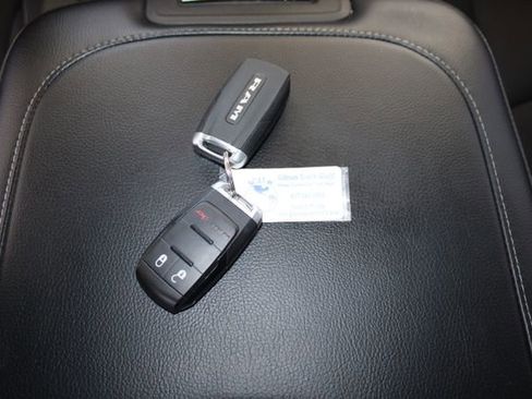 Used 2024 RAM 2500 Big Horn w/ Sport Appearance Package image 27