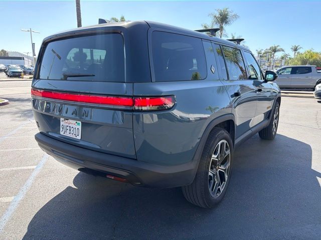 Used 2025 Rivian R1S Premium Dual AWD/4WD image 3