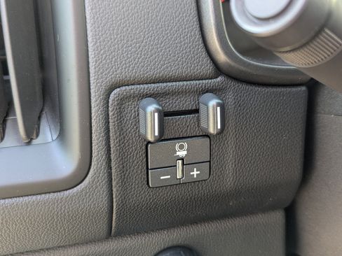 Used 2020 Chevrolet Colorado ZR2 image 27