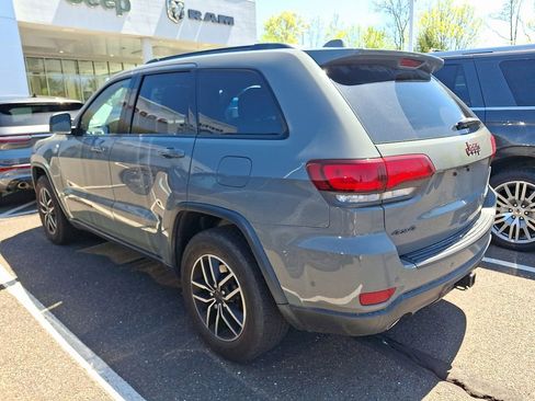 Used 2021 Jeep Grand Cherokee Trailhawk w/ Premium Lighting Group AWD/4WD image 6