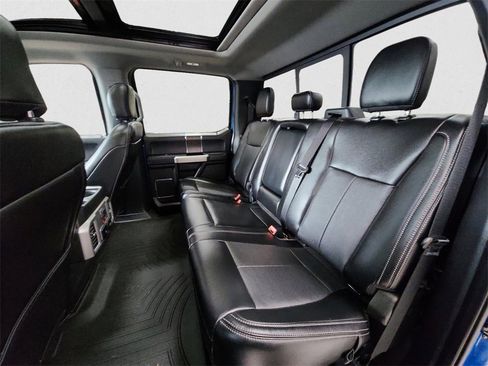 Used 2021 Ford F350 Lariat image 13