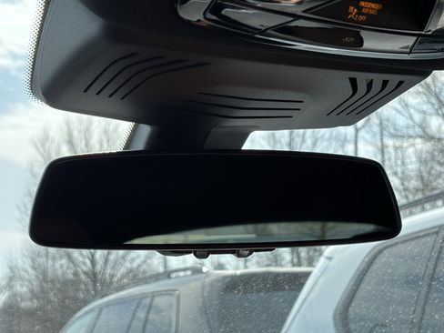 Used 2025 BMW X4 xDrive30i image 27