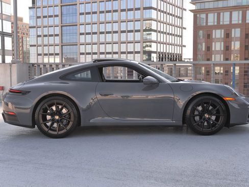 Certified 2025 Porsche 911 Carrera image 8