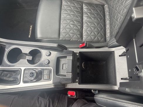 Used 2016 Nissan Maxima Platinum FWD image 21