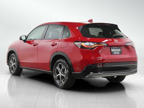 Used 2025 Honda HR-V EX-L image 3
